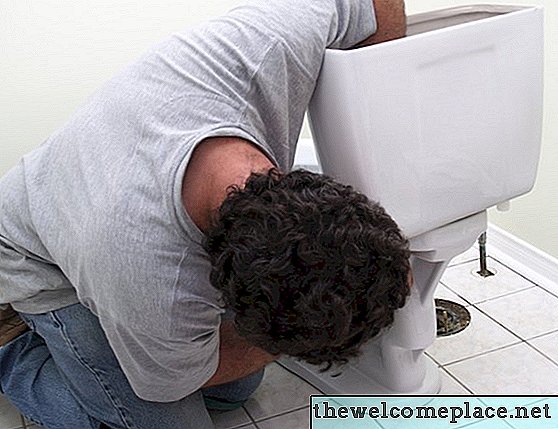 Как да отстраните проблеми с капаците на тоалетната чиния