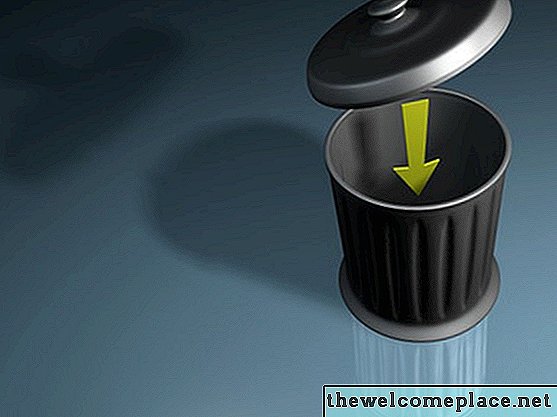 Cum depanați un coș de gunoi fără atingere