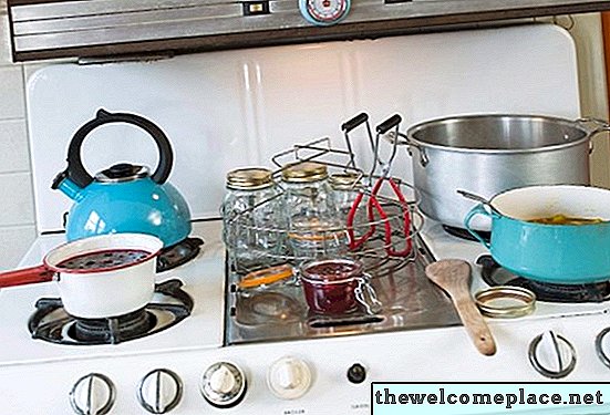 Come utilizzare una gamma di cottura del forno