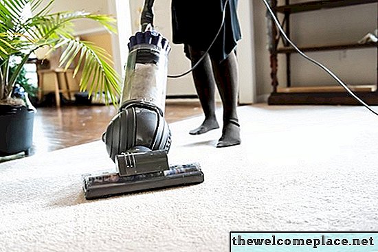 Hur man använder en Bissell Proheat Carpet Cleaner