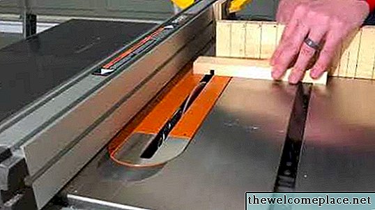 Comment utiliser une scie à table