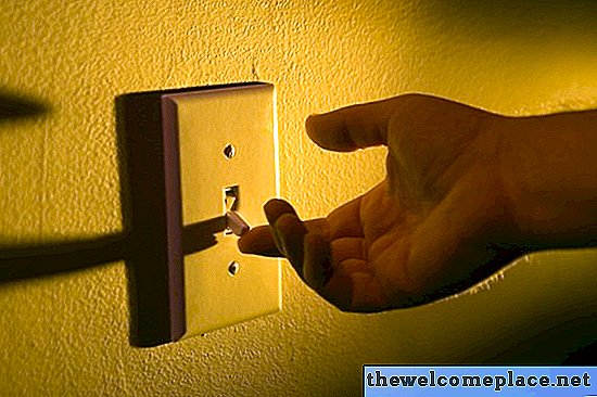 Comment câbler un interrupteur à trois voies