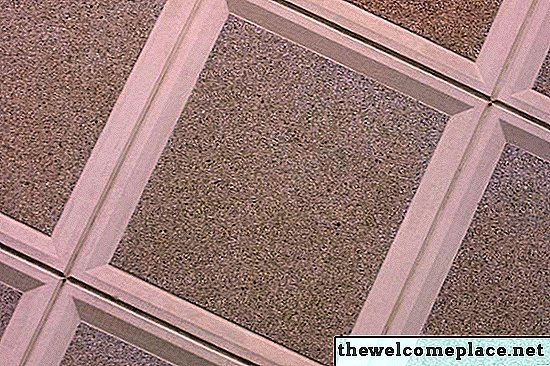 Ideas para cubrir viejos azulejos del techo