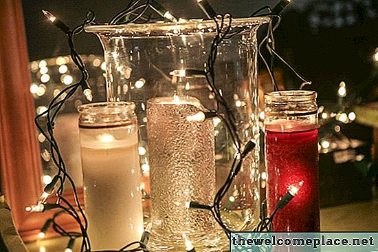 Idées pour accrocher les lumières de Noël dans une chambre