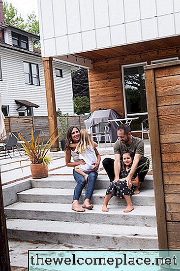 Uma casa minimalista em Portland desvenda o segredo de manter-se organizado com dois pequeninos