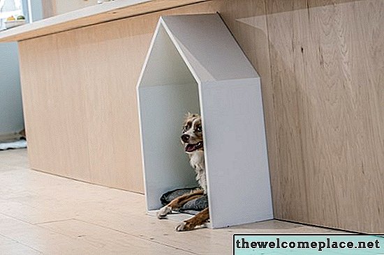 Ein modernes Hundehaus war die Inspiration für diese minimalistische Unterkunft