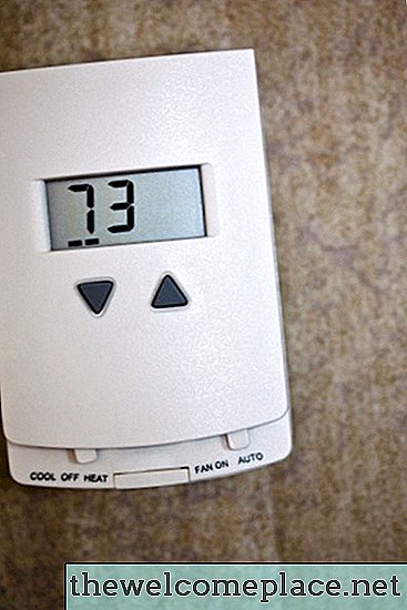 Моят вентилатор за климатик спря да работи след прекъсване на захранването