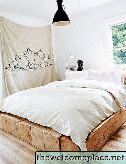 No Lie: Aceste 10 idei de dormitor alb-negru vor sta la încercarea timpului