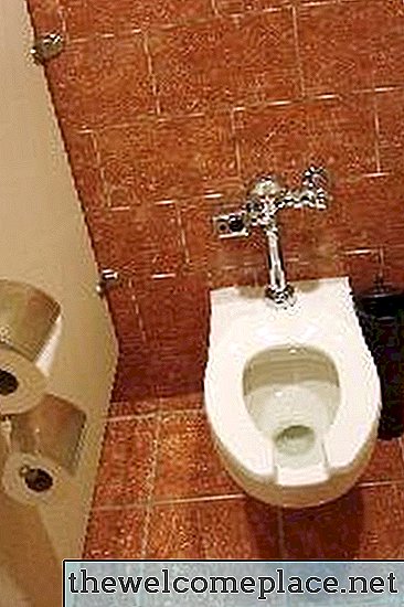 Deschis vs. scaun de toaletă închis