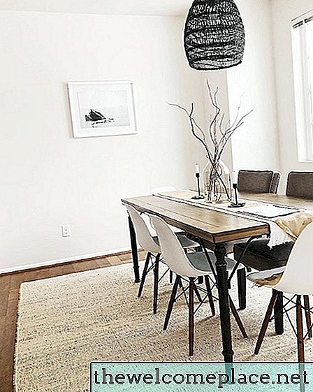 Préparez-vous à vous sentir tellement zen de cette conception minimaliste de la salle à manger
