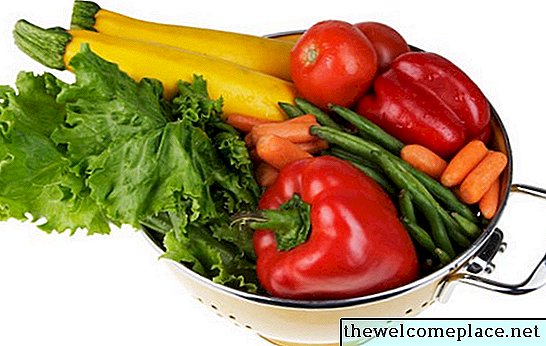Ristning af grøntsager i en konvektionsovn