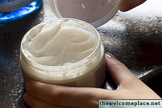 Tratamento de couro com manteiga de karité