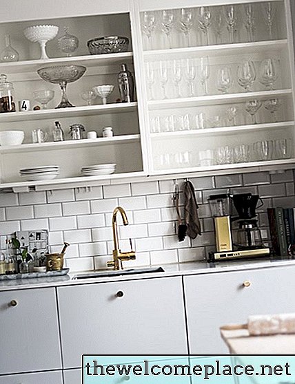 Desain Dapur Kecil Adalah Bentuk Seni Yang Semua Orang Ingin Kuasai, dan Sekarang Anda Bisa