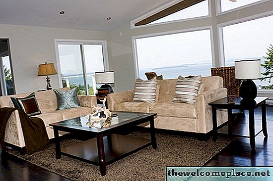 Tamaños de sofá de sala de estar estándar y sofá de dos plazas