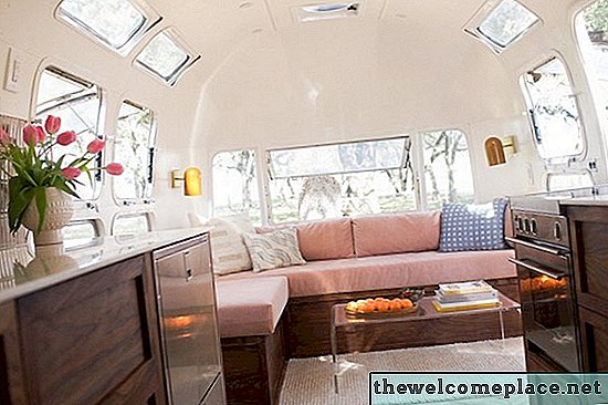 Acest tip de cameră elegantă te va face să îți dorești să fii un locuitor de airstream