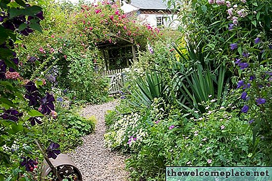 İngiliz Cottage Garden Tasarımı İçin İpuçları