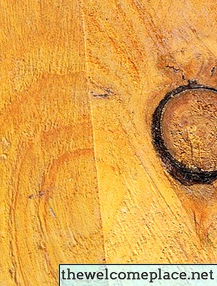 Consejos para usar vinagre para limpiar madera
