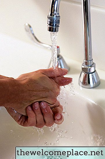 Видове канализации за мивки в банята