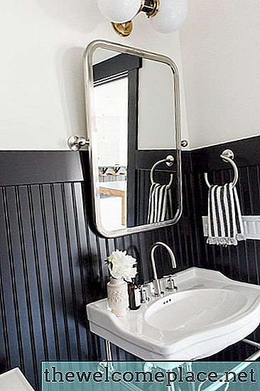 Įspėjimas: jūsų močiutė gali nepatvirtinti šių 6 modernių vonios kambario idėjų idėjų