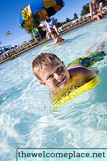Quels sont les dangers du brome dans les piscines et les spas?