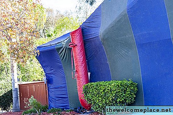 Какви са опасностите от палатка на термитите в Термит?