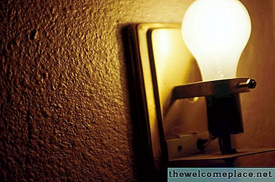 Was sind die Gefahren der Verwendung der falschen Leistung für Glühbirnen?