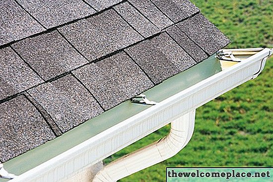 O que são calhas de telhado sem costura e quanto elas custam?