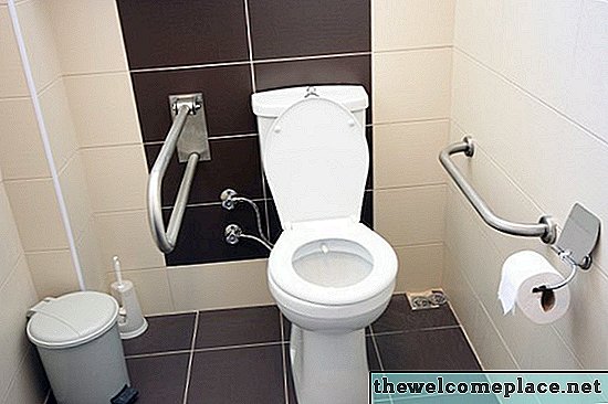Wat is de hoogte van een handicap toilet?