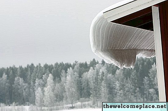 Quelle est la longueur maximale d'un débord de toit?