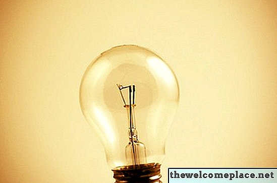 ما هي المعادن في المصباح الكهربائي؟