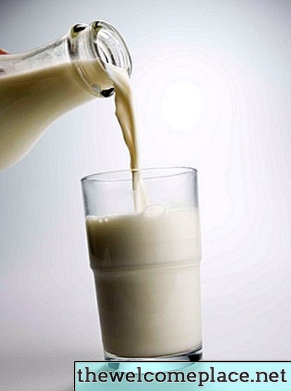 Miért fagy le a tej a hűtőszekrényben?