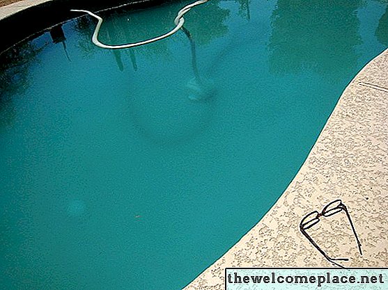 Por que a areia está saindo de um filtro de piscina?