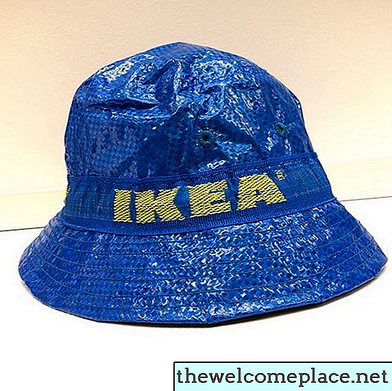Bạn sẽ không tin những món đồ thời trang mà IKEA đang bán