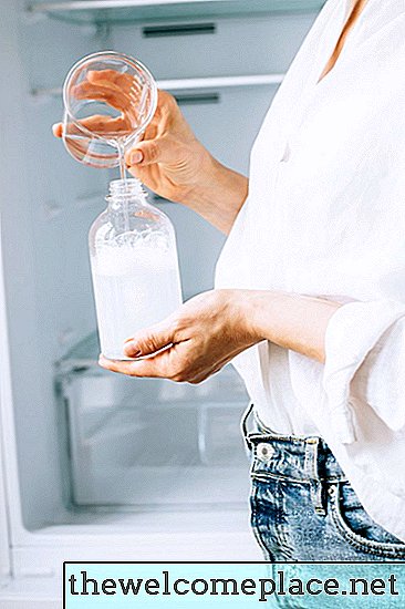 Vaš hladilnik verjetno potrebuje globinsko čiščenje: sledite tem korakom